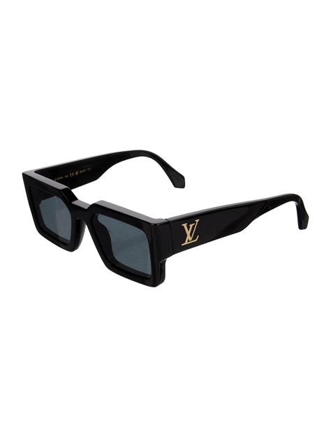 lv clash low square sunglasses.